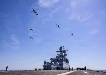 Downed Apache Awakens War: US and Iran Exchange Strikes in Strait of Hormuz