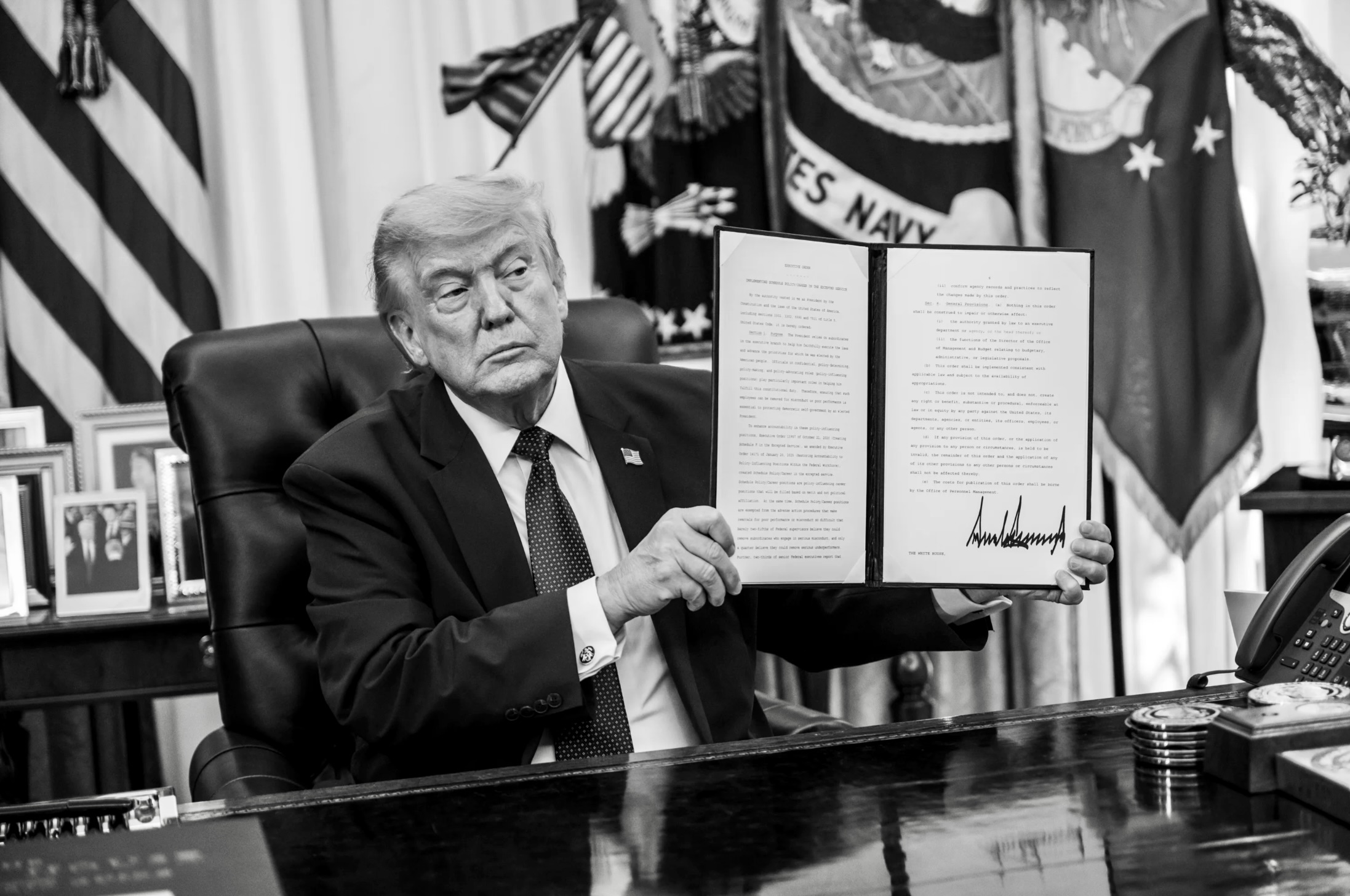 US offers Iran $300 billion and sanctions relief in exchange for peace