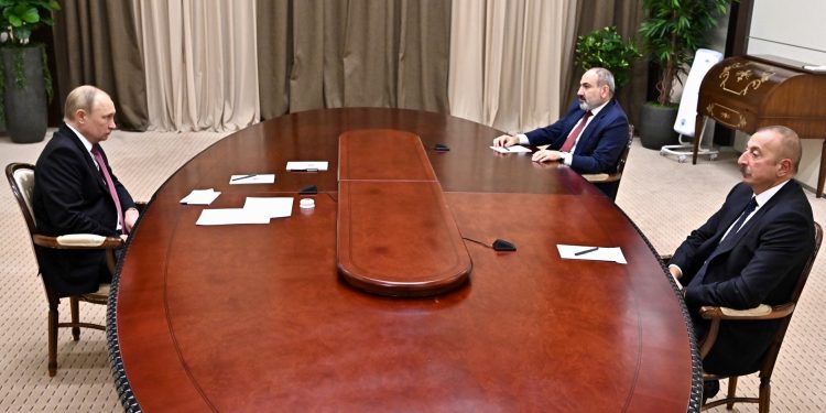 Vodka, Wheat and Fertilizers: Russia Expands Trade with Azerbaijan