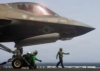 The United States and Iran Exchange Strikes over the Strait of Hormuz: Kuwait and Bahrain Under Fire Again