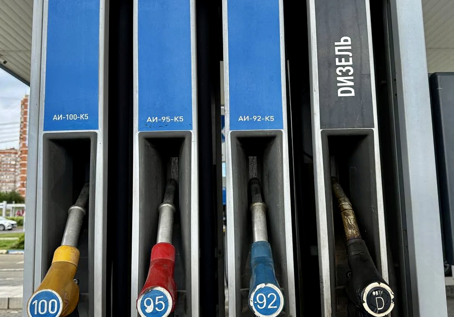 Russia Imposes Full Ban on Diesel Exports