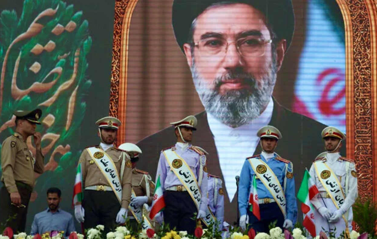IRGC Banned Mojtaba Khamenei from Appearing at Father’s Funeral