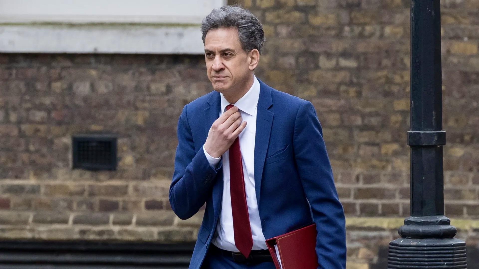 Miliband Replaces Cooper as Head of British Diplomacy