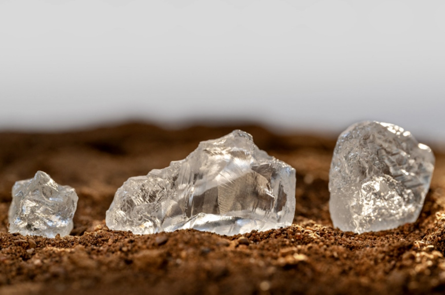 Sale of De Beers: Anglo American Narrows Down Buyer