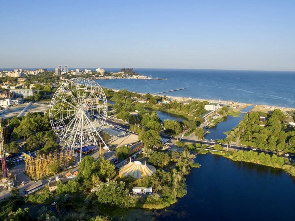 Anapa Steals Tourists from Sochi as Crimea Rapidly Loses Popularity
