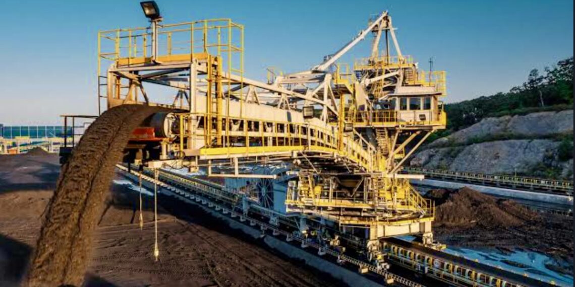 South African and Australian Coal Companies Reap Windfall Profits from Iran War