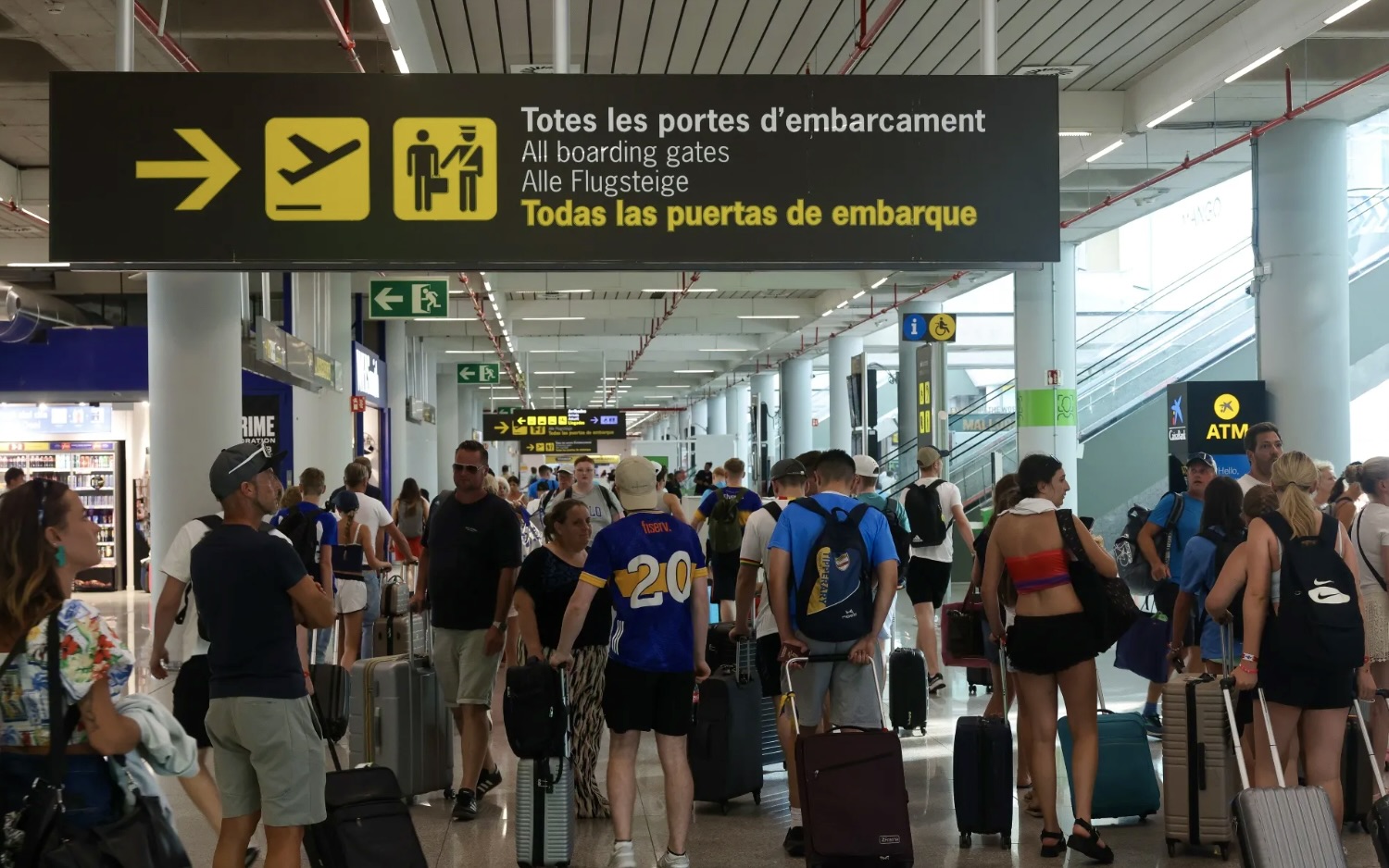 EU Border Checks Double Queues at Major Airports