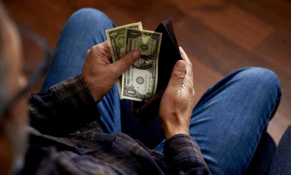 US Income Rose to a Record, but Housing Remains Unaffordable
