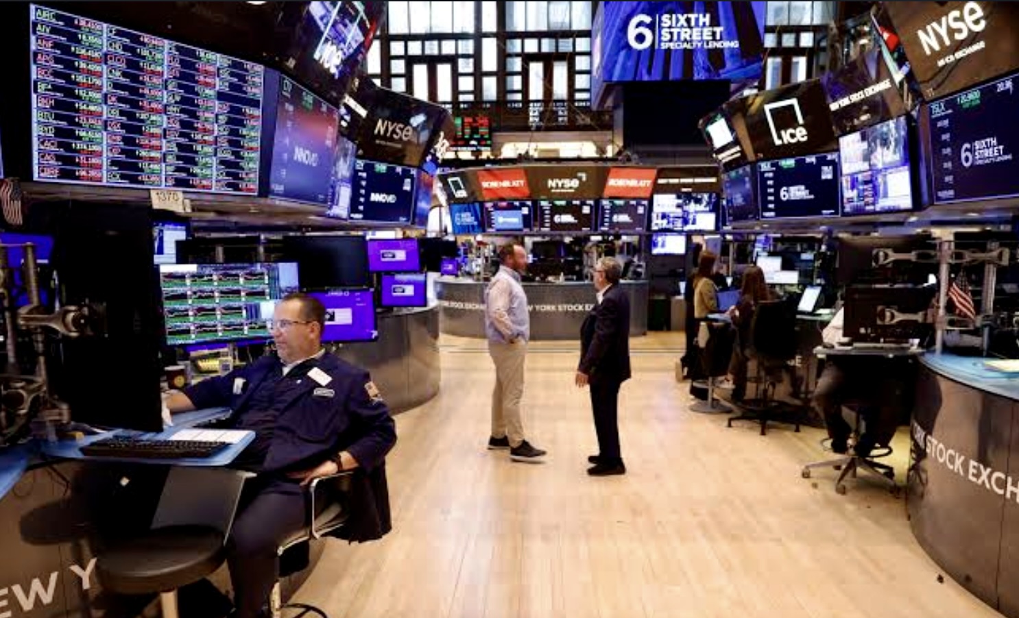 Wall Street Demands a Cut of Lawyers’ AI Savings