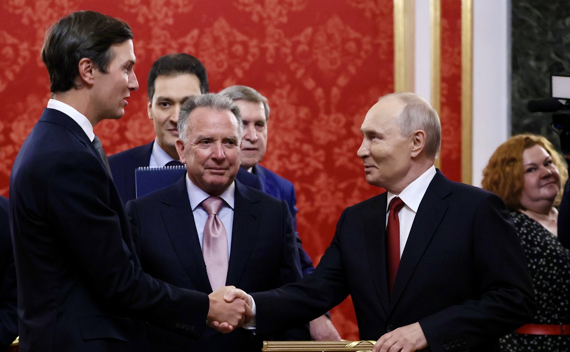 Kremlin Hosts Trump’s Envoys: Three‑Day Truce for Kyiv, But Not the Frontline