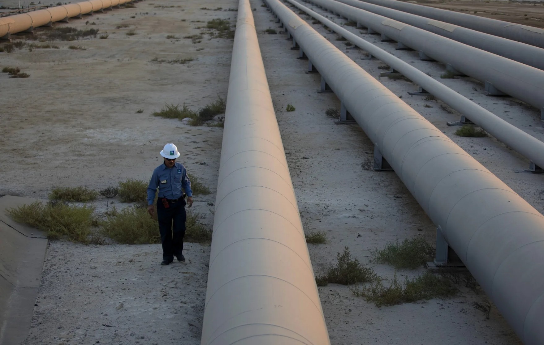 The Saudi Bypass of Hormuz: The Pipeline the Market Depends On