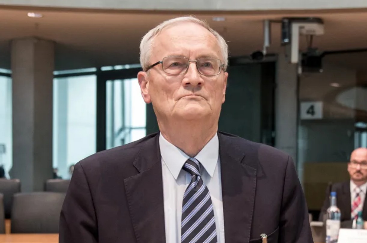 Former Head of German Intelligence Detained for Espionage in Favor of Azerbaijan