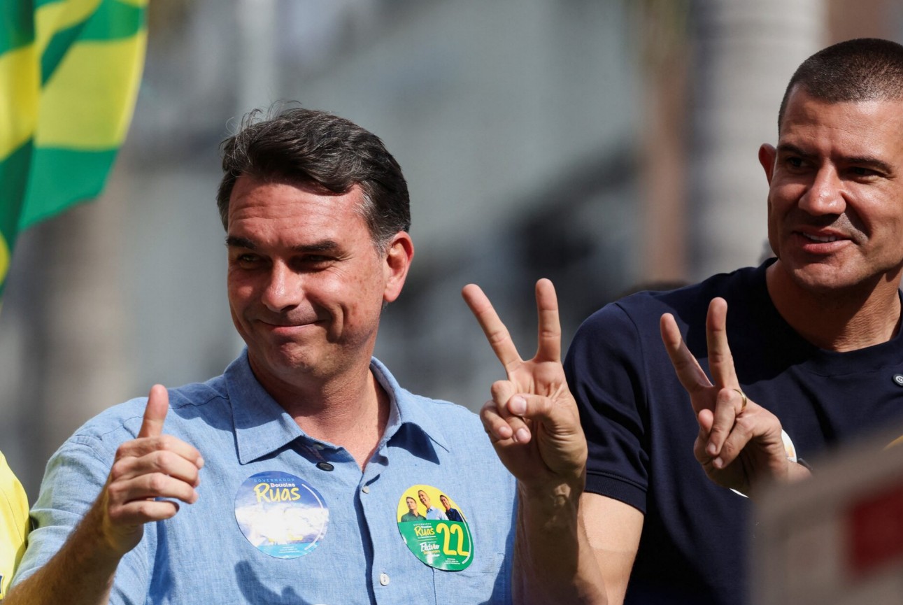Brazil Election: Lula and Flávio Head to Runoff