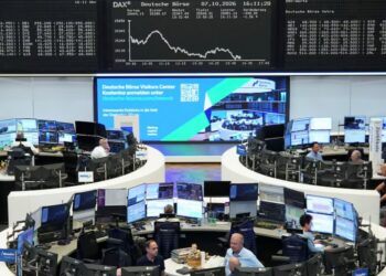 Stocks and Bonds Rose Amid Falling Oil