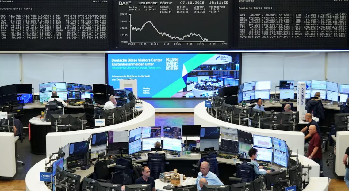 Stocks and Bonds Rose Amid Falling Oil
