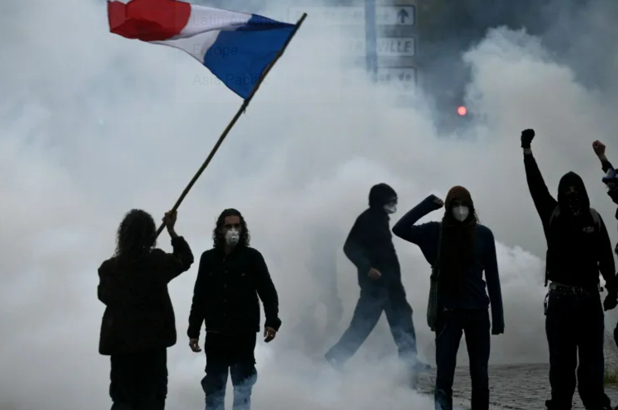 France’s Council of State Bans Protest in Central Paris