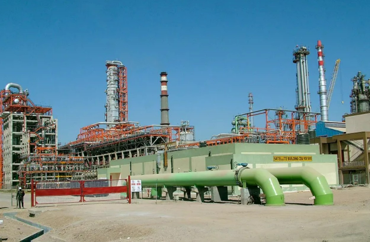 Rubio Visits World’s Largest Oil Refinery in India