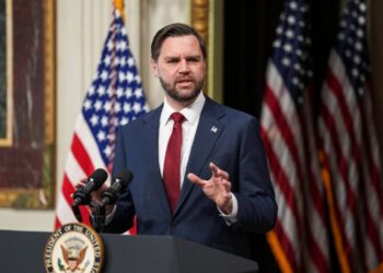 US Demands Iran Cut Uranium Enrichment