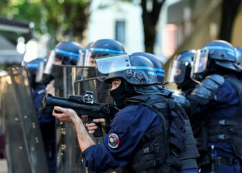French Students Demand Increased Education Funding